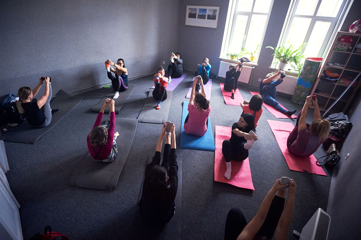 The safe spaces provide opportunities for women to recharge, heal and learn, including through yoga and meditation classes. Photo:  NGO "D.O.M.48.24" 